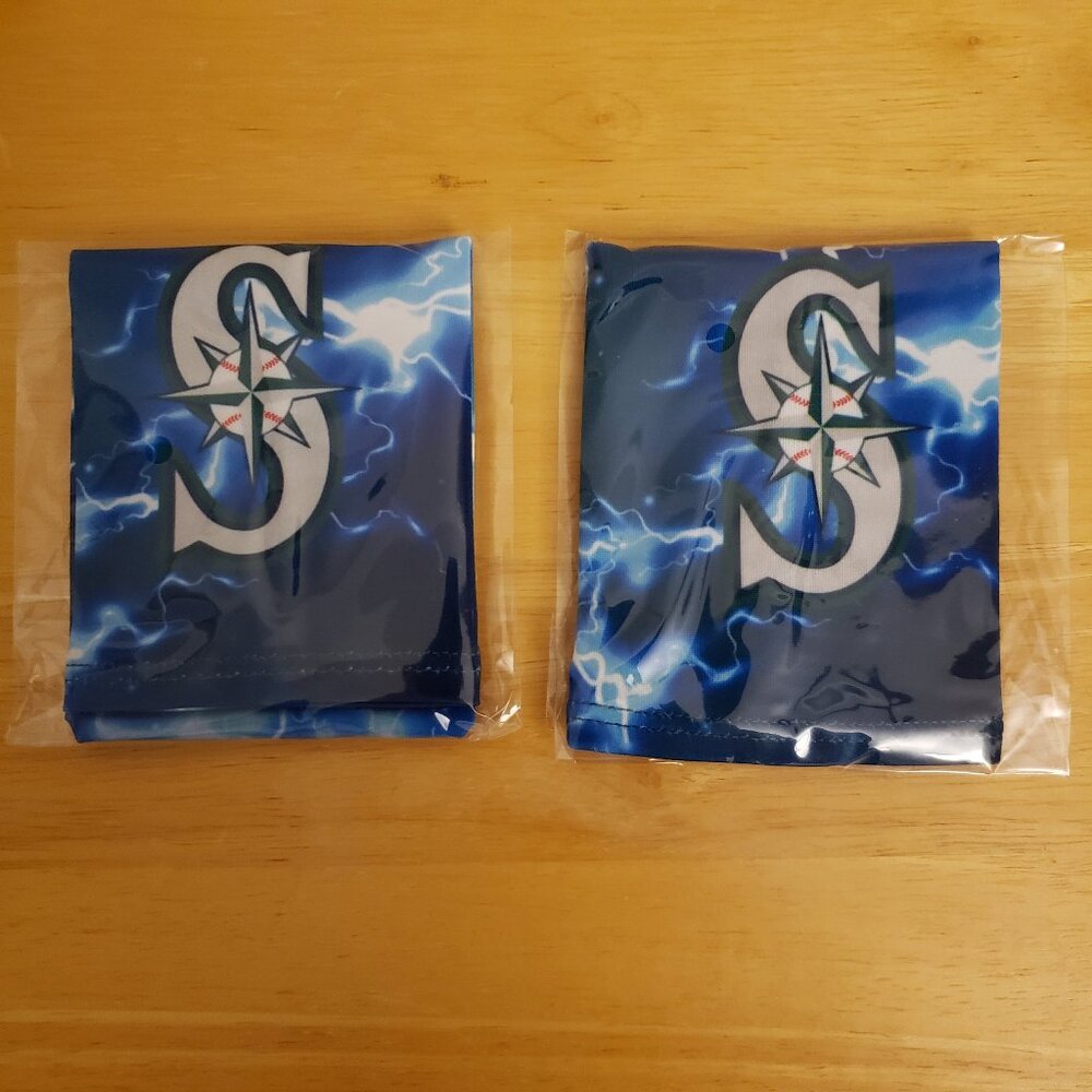 Seattle Mariners Youth Arm Sleeves, set of 2